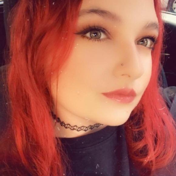 Meet your Posher, Shelby - Picture 3 of 8